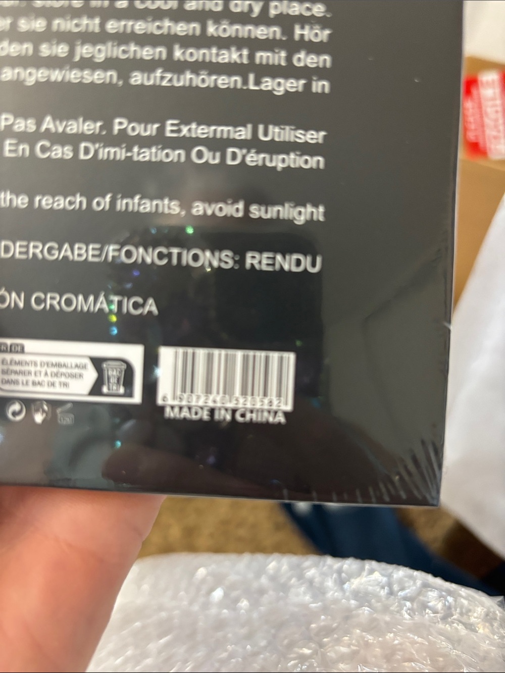 Ultimate Mattes Eyeshadow Palette - Neutral Peach Shades - Picture 3 of 3